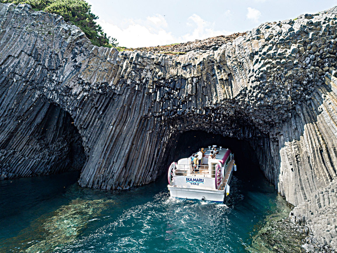 Seven Caves Sightseeing Cruise_2