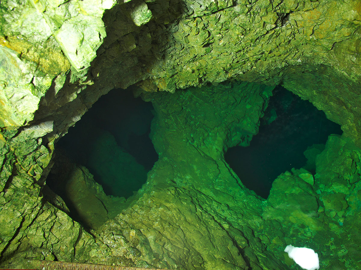 Inazumi Underwater Cave_4